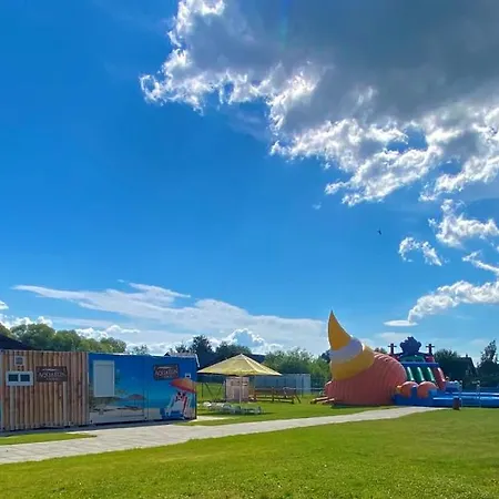 Family & Friends Apartament *